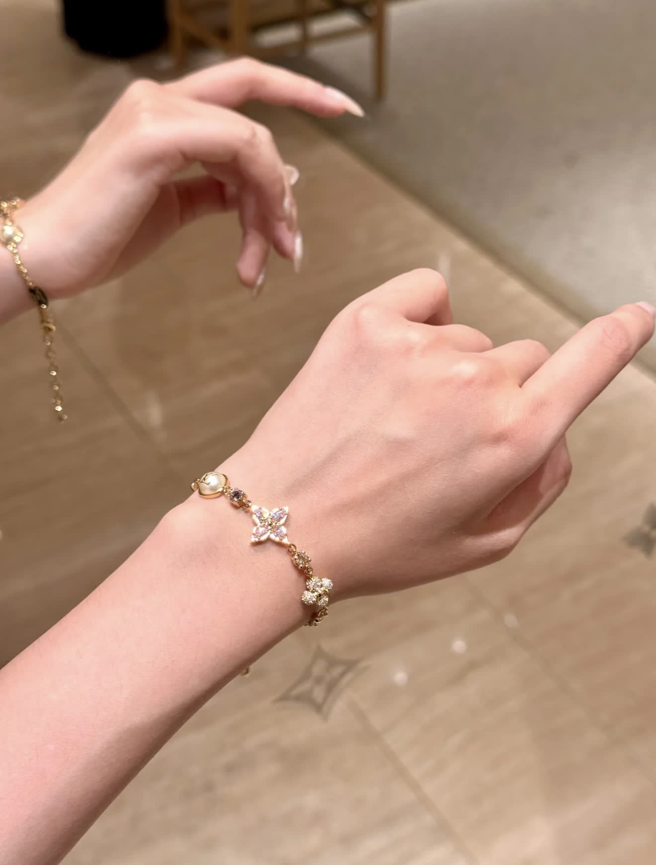 Louis Vuitton Gold Tone Bracelet with Purple Stones-LS0744